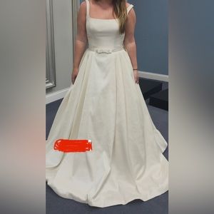 Madison James Classic Timeless Ballgown Wedding Debutante Bride Satin Fitted